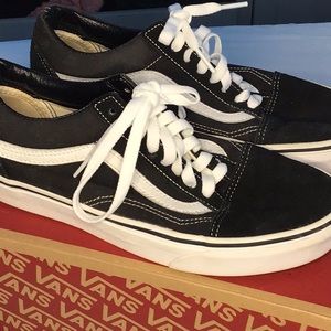 Old Skool Low Black/White Vans
